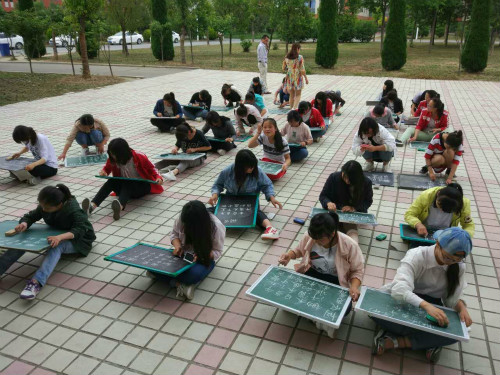宿迁经贸高职技能节异彩纷呈