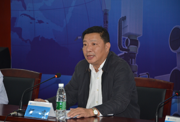 全市工业机器人应用技术人才校企对接座谈会在淮海技师学院召开