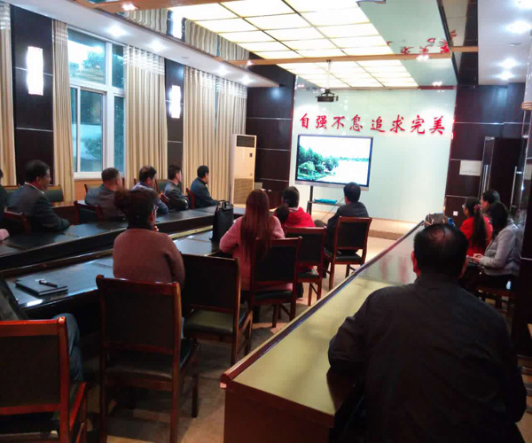 作风建设永远不放松，永远在路上