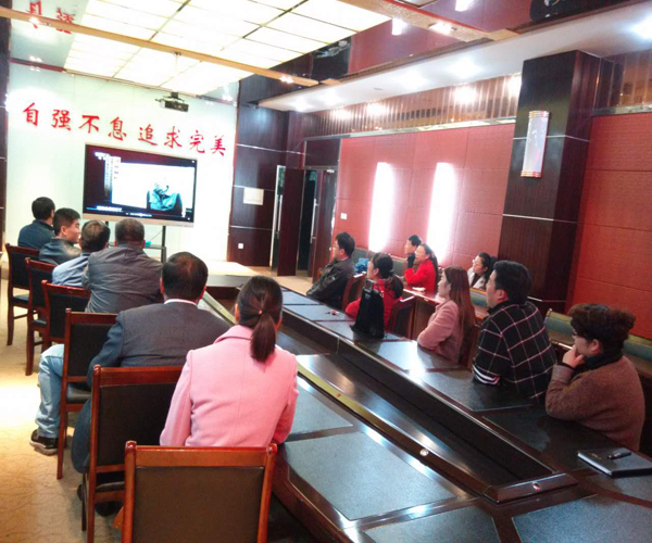 作风建设永远不放松，永远在路上