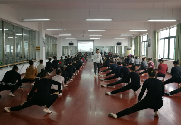 淮海技师学院2016-2017学年第一学期院级示范课活动圆满结束