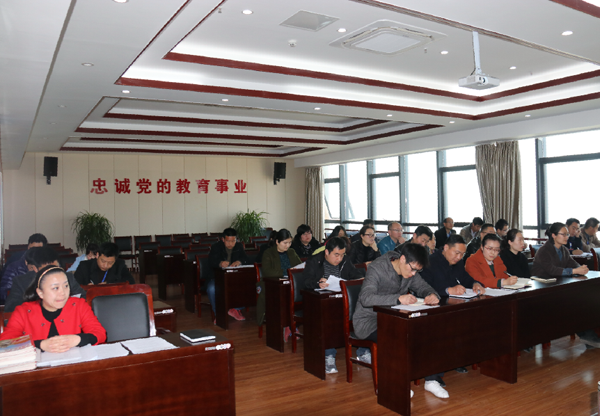 淮海技师学院召信息宣传工作推进会