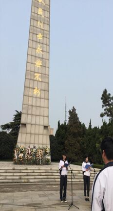 泗洪中专“缅怀革命先烈”清明节扫墓活动