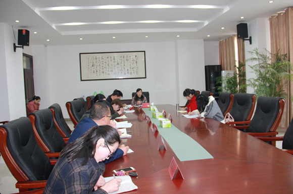 “随手做公益 小手拉大手”志愿服务主题交流会在宿城中专举行