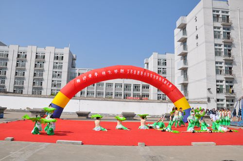 泗阳中专举行 “舞动青春，放飞梦想”主题舞蹈比赛