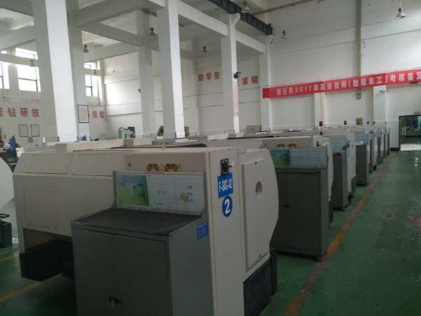 淮海技师学院组织开展实训教学区“6S”管理期中专项检查
