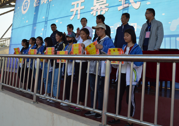 淮海技师学院第六届田径运动会圆满闭幕