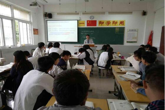 泗洪中专开展课堂教学大赛录制预演活动