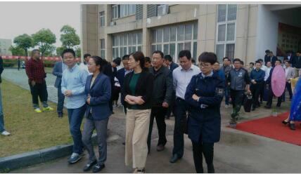 共筑职教梦  喜迎十九大