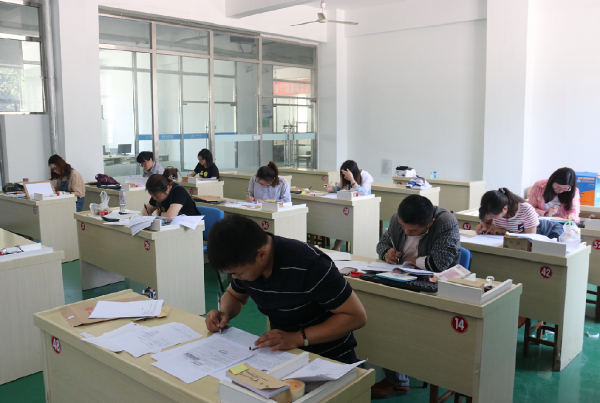 淮海技师学院2017年操作技能大赛圆满结束