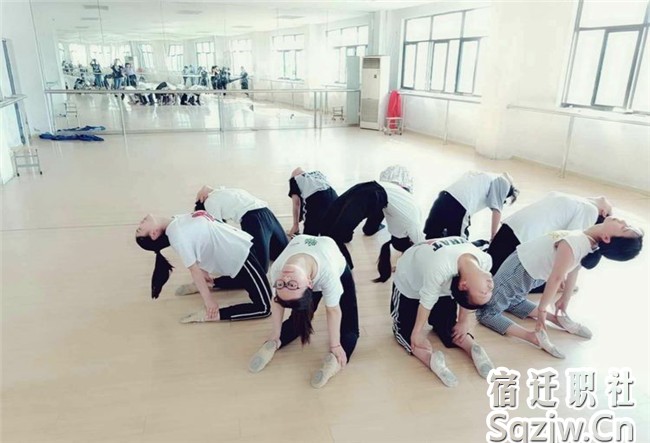 宿迁技师学院高职部开展丰富多彩的学生社团活动