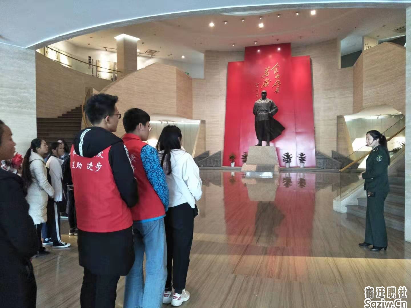 宿迁技师学院组织学生参加参观活动