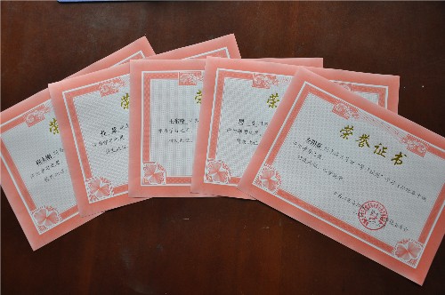 泗阳中专向三月份“学习强国”学习之星发放奖品和证书