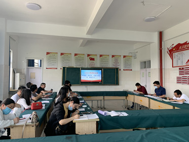 入党为什么 成长靠什么 为党干什么——宿迁经贸高职汽车系党支部重温入党初心