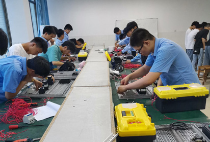 技能成就梦想 匠心成就人生——宿迁经贸高职机电系举行技能节竞赛