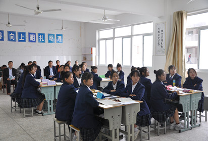 泗阳中专在市职业学校教育教学视导获好评