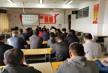 泗阳中专十月份主题党日实现“双推进”