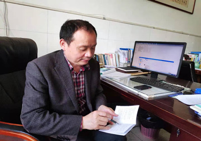 泗阳中专：印制口袋书，助力学党史