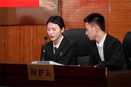 沭阳中专举行“未保杯”模拟法庭大赛