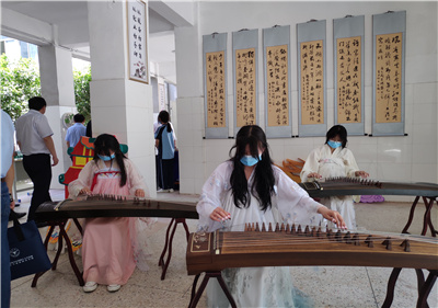 泗阳中专迎来市职教观摩团