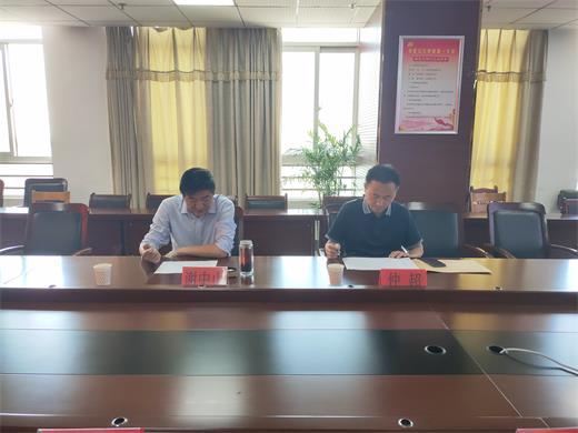 县委党史学习教育第二巡回指导组深入沭阳中专指导党史学习教育工作