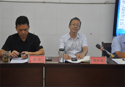 泗阳中专举行暑期教干培训暨开学工作研讨