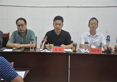 泗阳中专举行暑期教干培训暨开学工作研讨