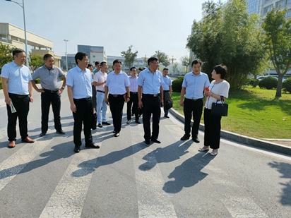 宿迁技师学院：如皋市教育局来校交流
