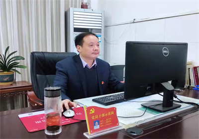 一颗永不生锈的螺丝钉——记泗阳中专督导室主任葛于锦同志