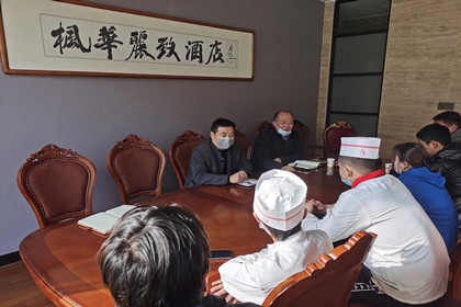 宿迁技师学院走访实习单位看望实习学生