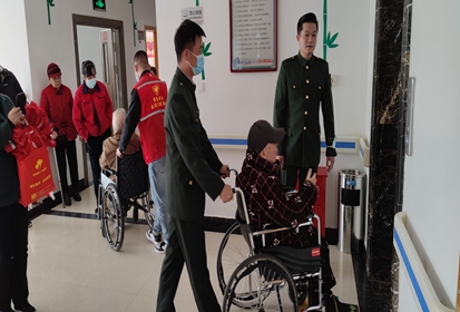 宿迁技师学院组织退役军人到养老院开展 公益性实践活动
