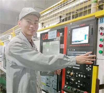 优秀如我 逐梦未来