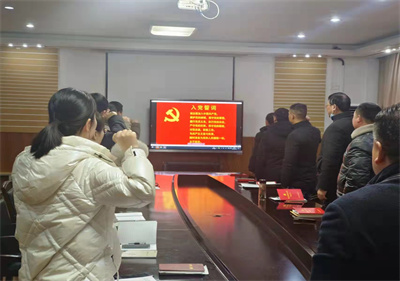 泗阳中专：二月份主题党日活动突出“学、议、评”