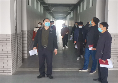 建美丽校园  创优雅环境
