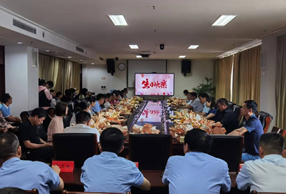 宿迁技师学院举办教师6月集体生日会