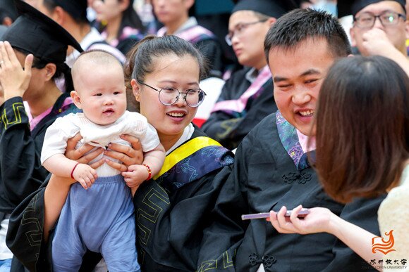 宿迁开放大学师生参加2022年毕业典礼暨学位授予仪式