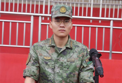 让青春在汗水中闪光 ——泗洪中专举行2022级新生入学教育及军训动员大会