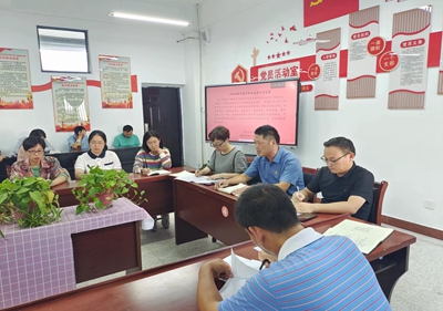 泗阳中专举行泗阳县教师遵守职业道德行为宣誓活动