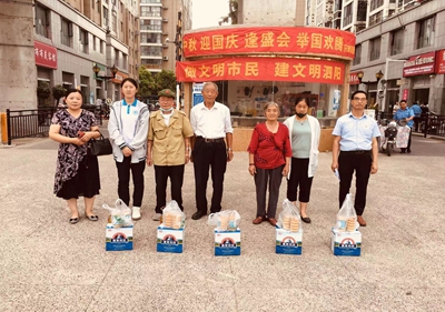 泗阳中专：中秋慰问到“党建联盟”结对小区