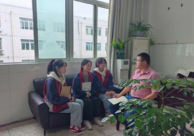 泗阳中专顾华明：赓续师者初心，教书育人正德