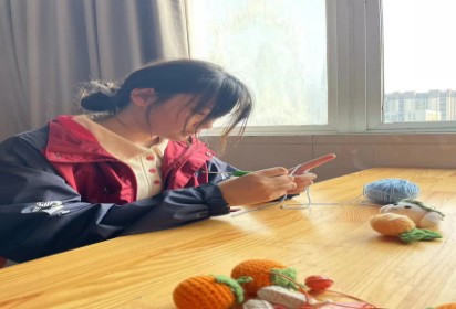 叮咚，请查收服装学子的心意 ——泗阳中专服装工程系开展特色教师节活动
