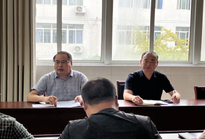 泗阳中专：召开教研组长工作会议