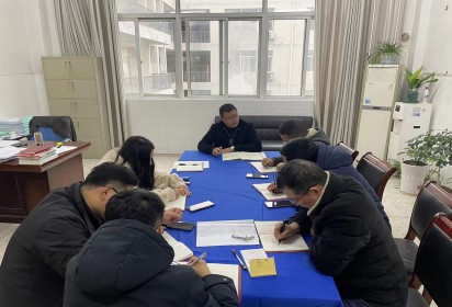 泗阳中专高考一部召开新学期班主任会议