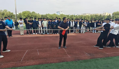 凝心聚力展风采 团结奋进强体魄 ——宿迁开放大学汽车工程系举办拔河比赛