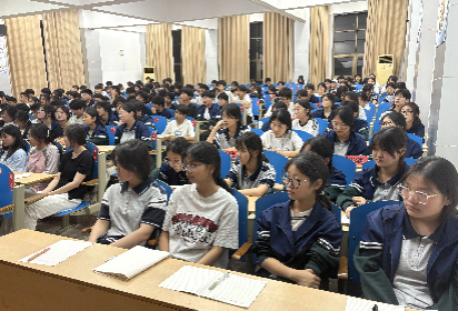 “死磕”精神铸就成功之路 ——宿迁开放大学基础教育系举办学生品格培养主题思政课