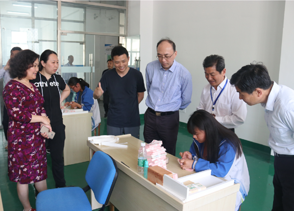 省人社厅副厅长陈健到淮海技师学院调研指导工作