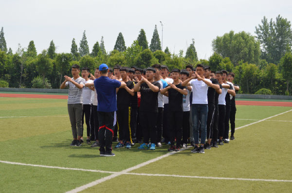 2017年宿迁市职业学校体育与健康教科研活动在淮海技师学院举行