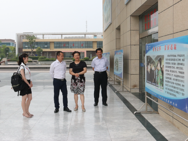 淮海技师学院与甲骨文（中国）软件系统有限公司举行校企合作洽谈会
