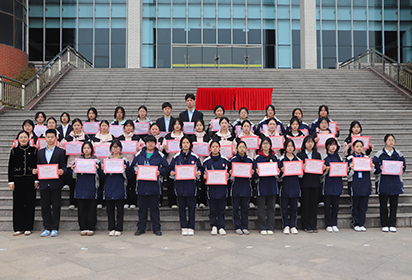 宿迁经贸高职举行“最美宿舍”“宿舍优秀系部”“学生优秀作品”表彰活动