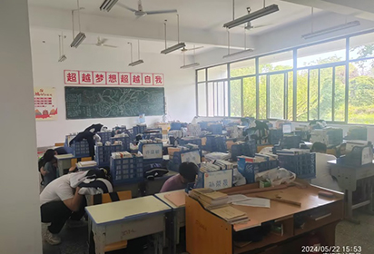 宿迁经贸高职：地震避险演练为安全持续加分
